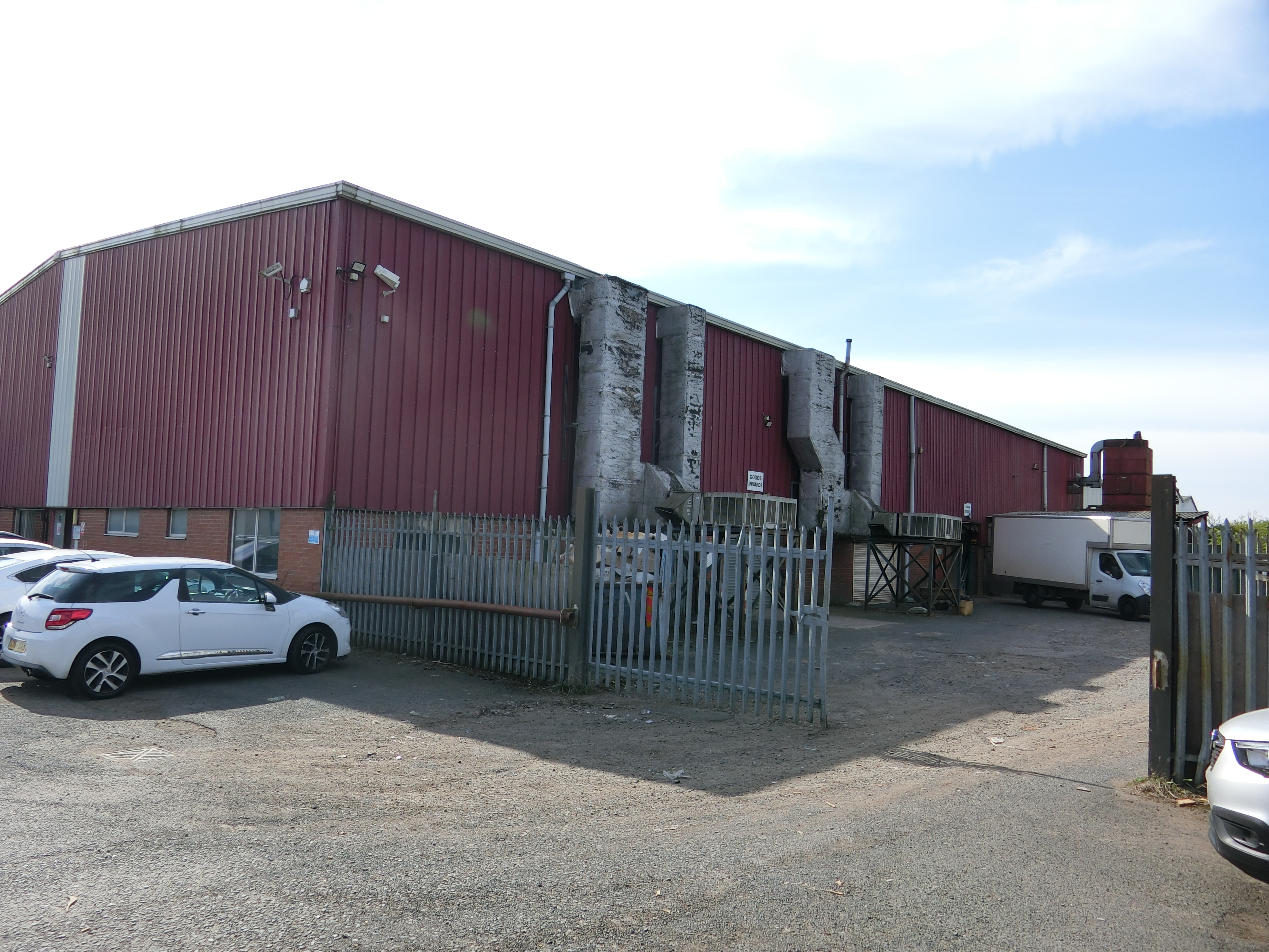 Industrial Unit in Dudley - photo 2